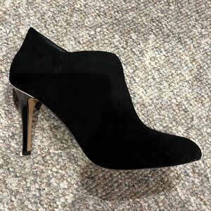 NWOT WHBM Black Suede Shootie Size 9.5